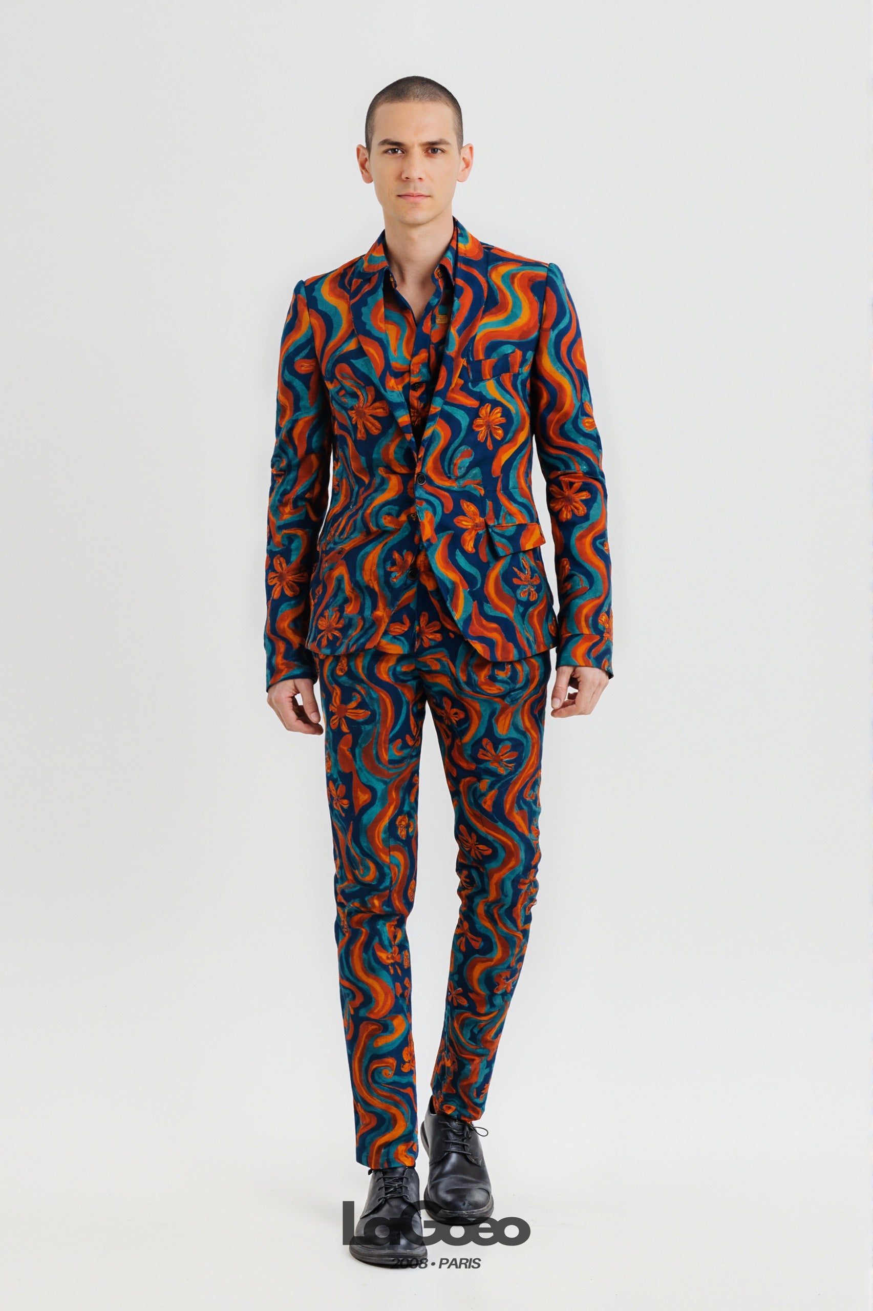 Vibrant_Abstract_Men's_Suit_Party_Wear_LAGOEO