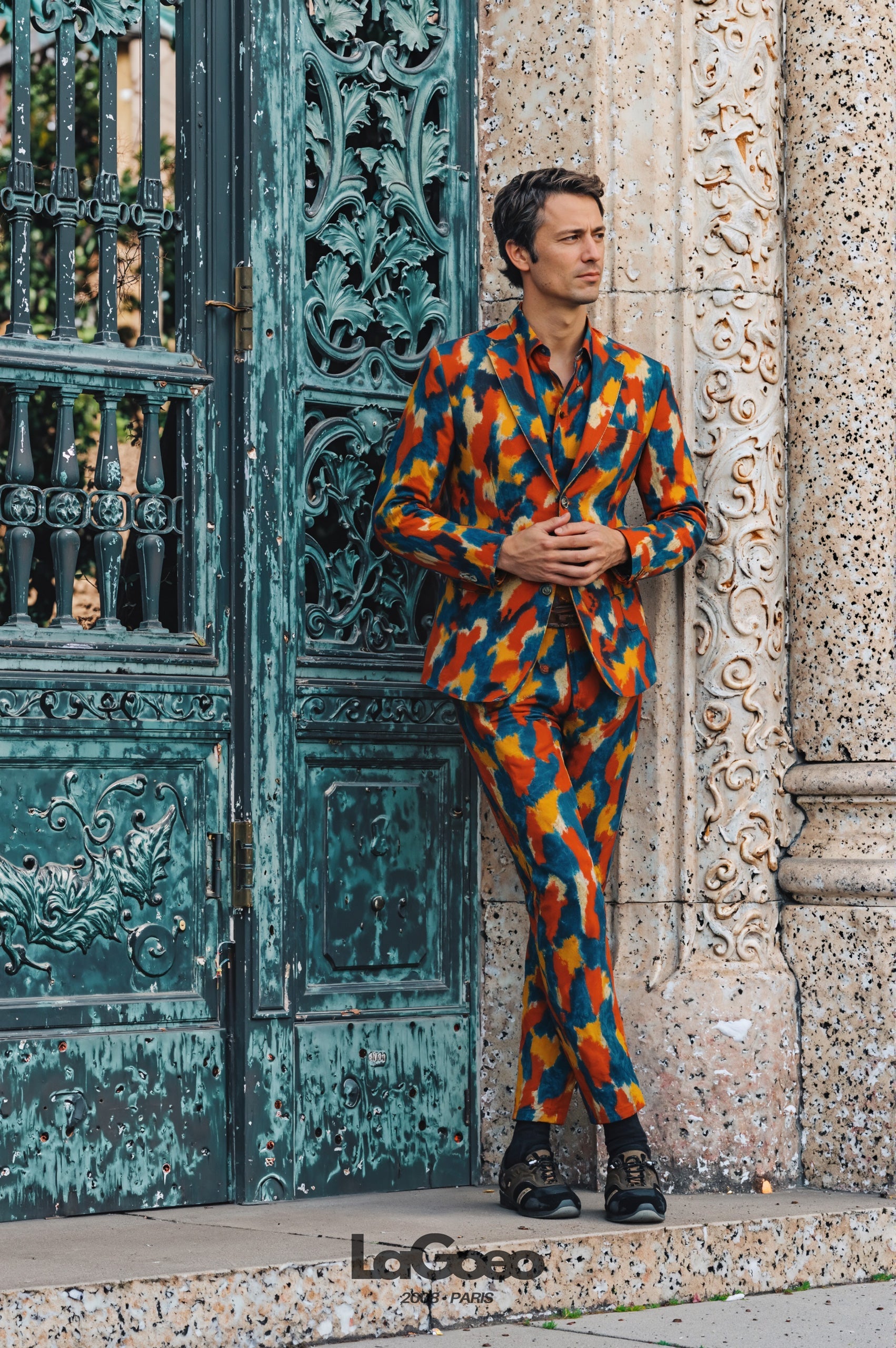 Vibrant_Fashionable_Men's_Suit_Party_Wear_LAGOEO