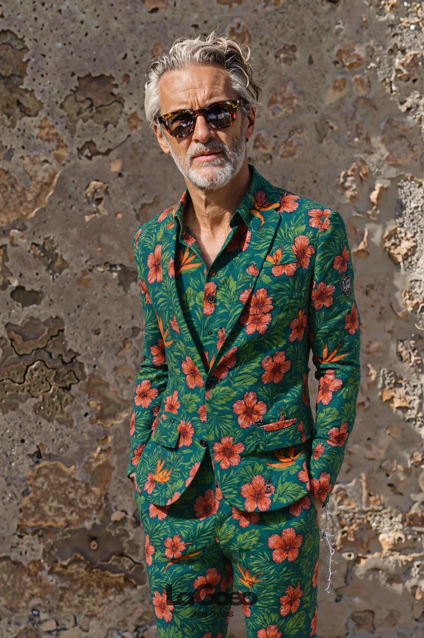 Vibrant_Tropical_Men's_Suit_Party_Wear_LAGOEO