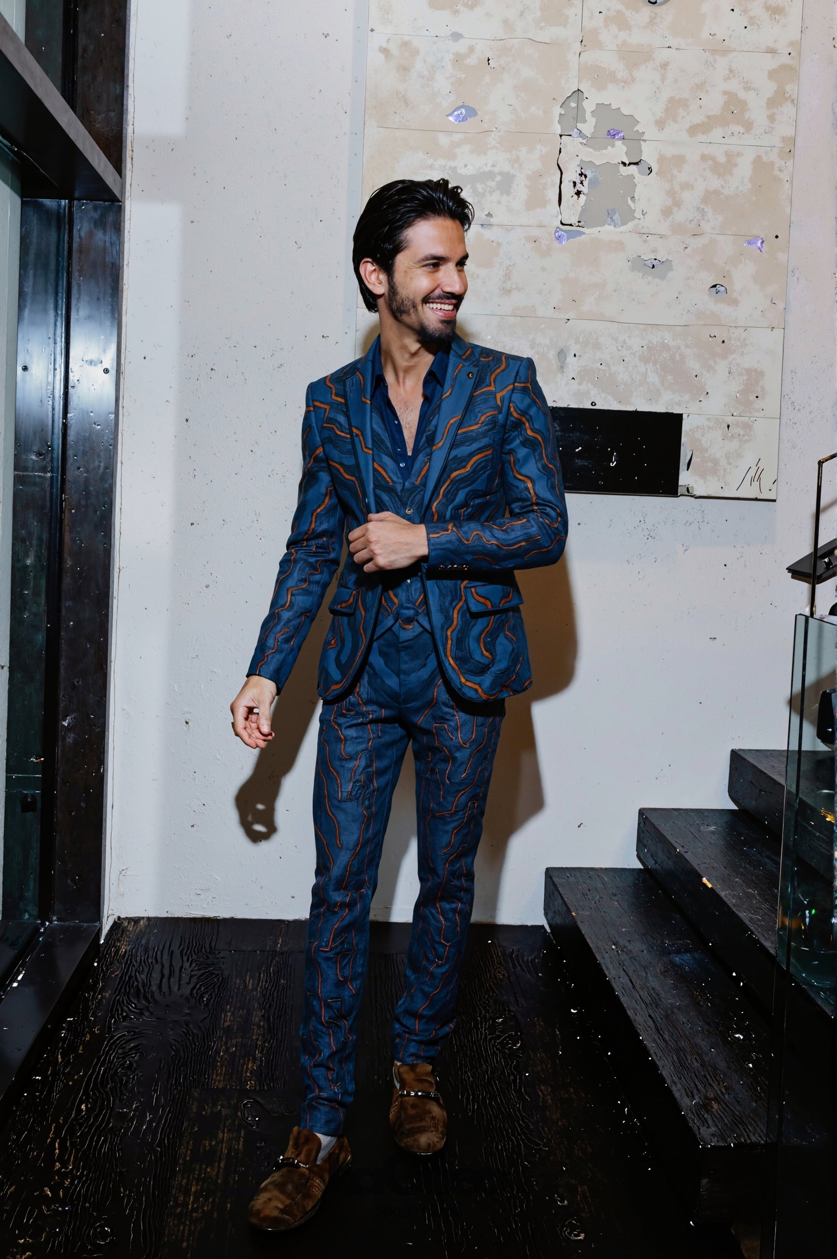 Navy_Abstract_Men's_Suit_Party_Wear_LAGOEO