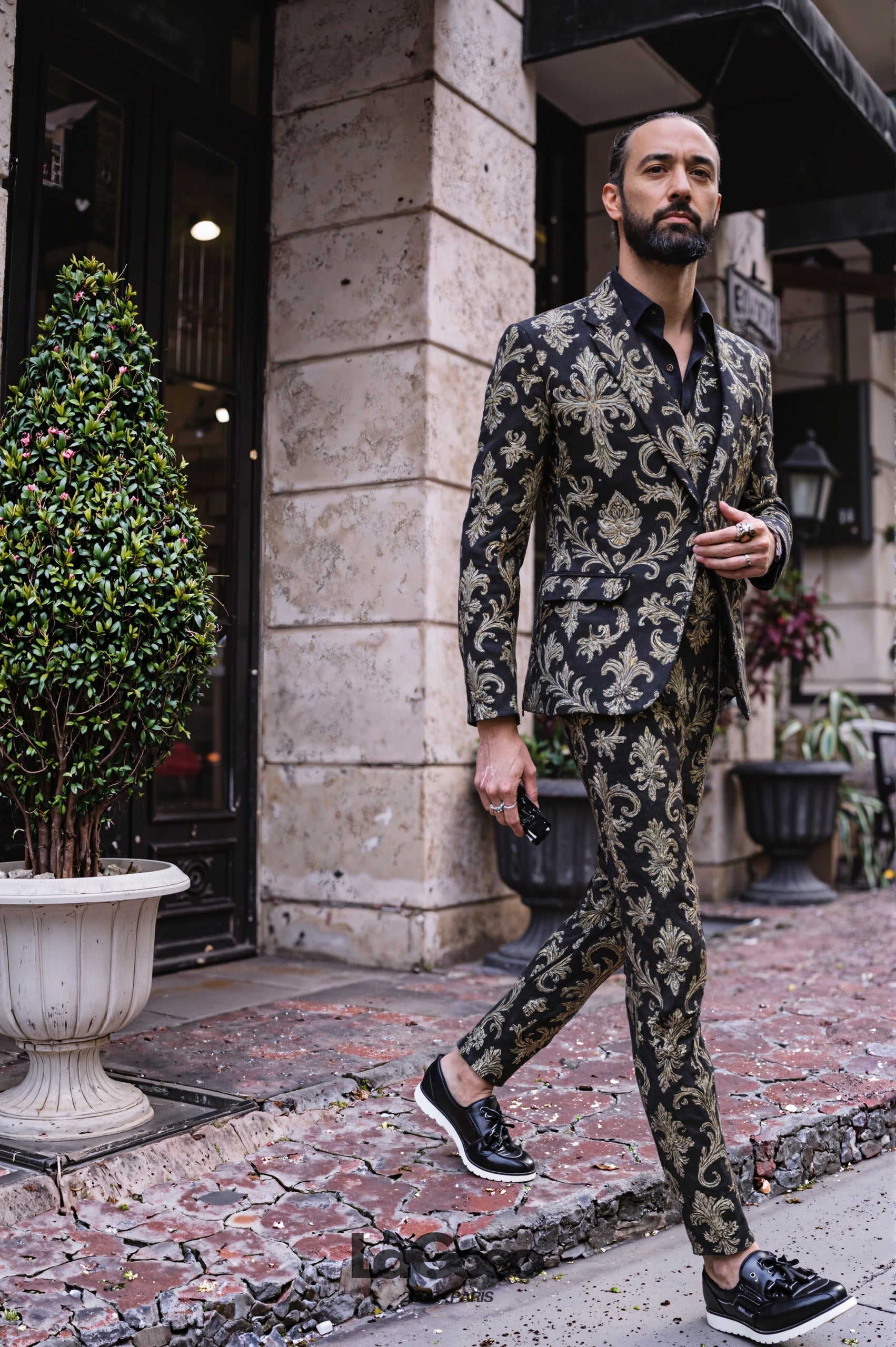 Baroque_Black_Men's_Suit_Party_Wear_LAGOEO