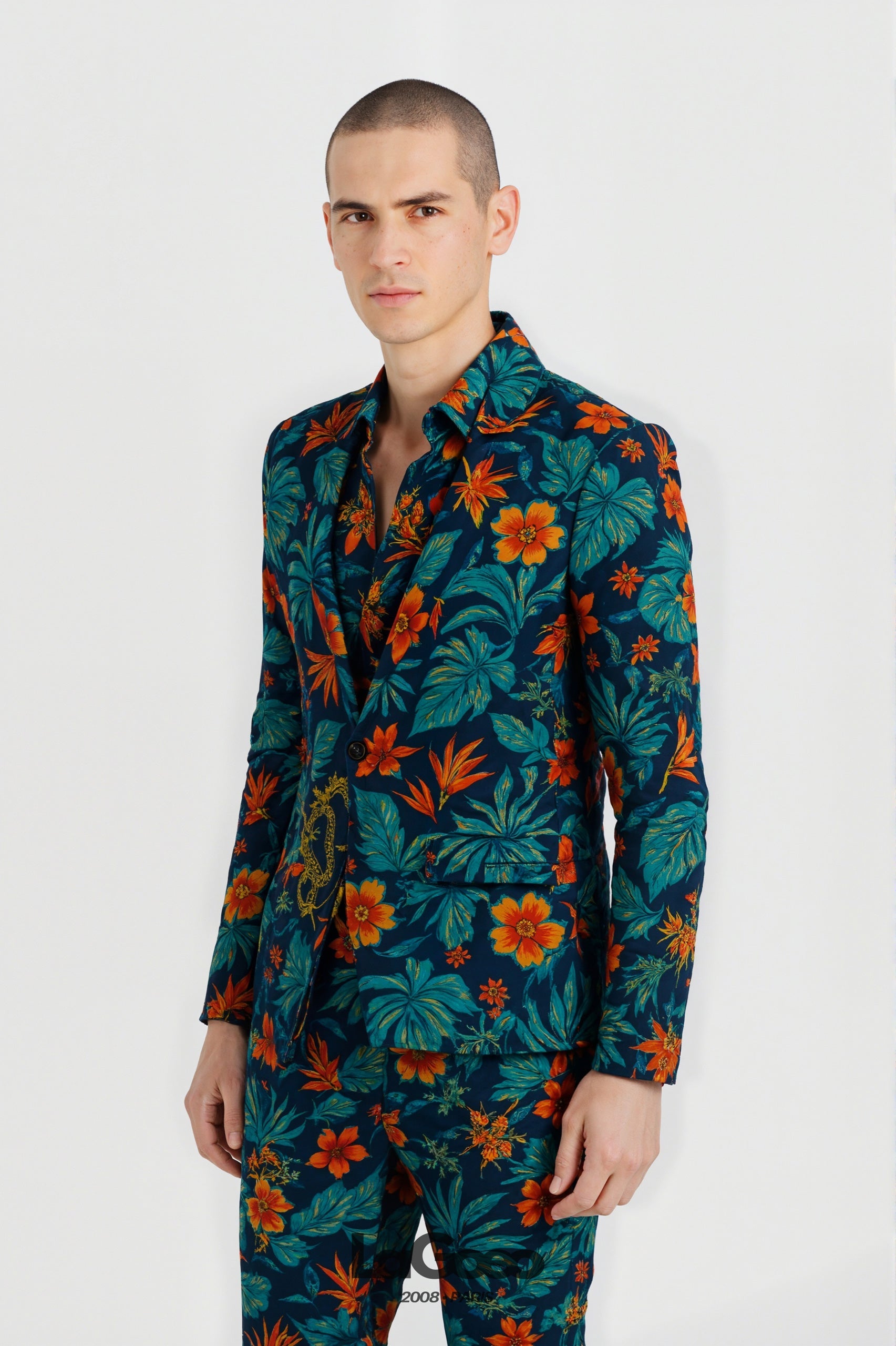Vibrant_Tropical_Men's_Suit_Party_Wear_LAGOEO