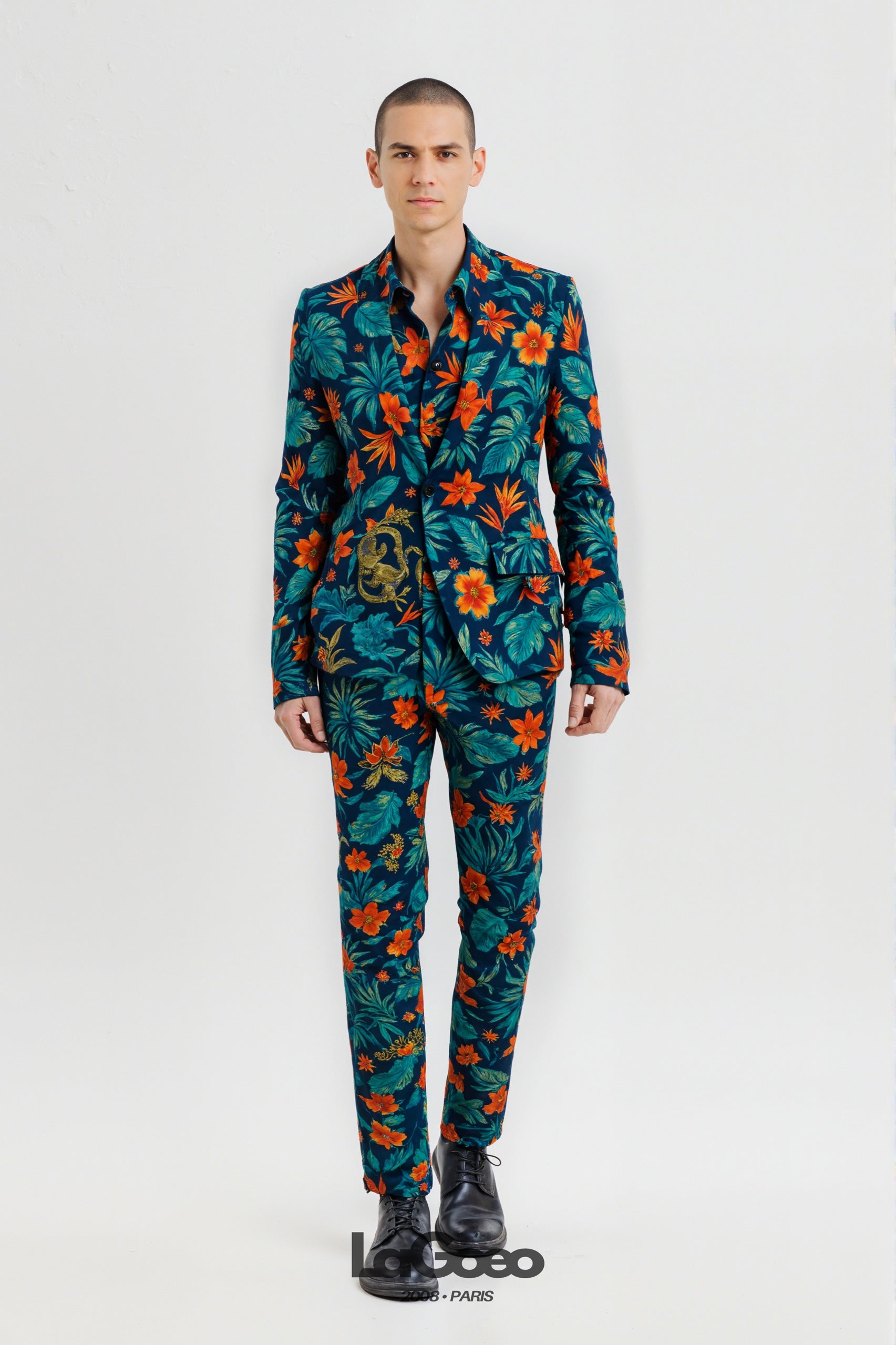 Vibrant_Tropical_Men's_Suit_Party_Wear_LAGOEO