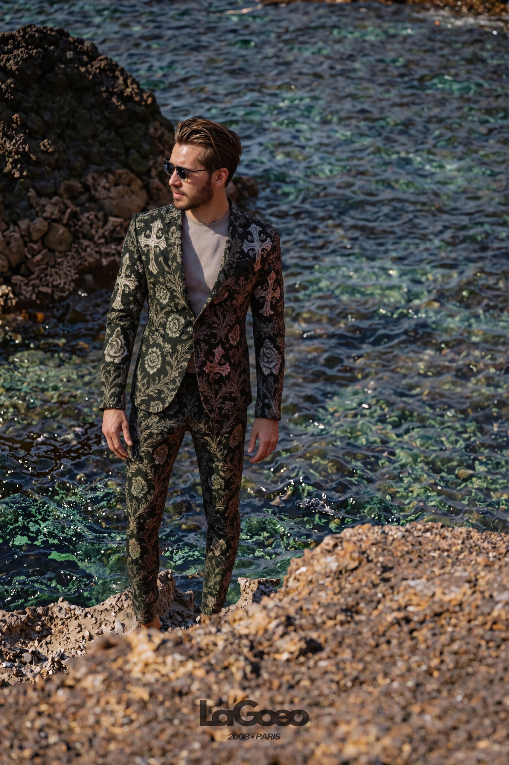 Black_Vintage_Men's_Suit_Party_Wear_LAGOEO