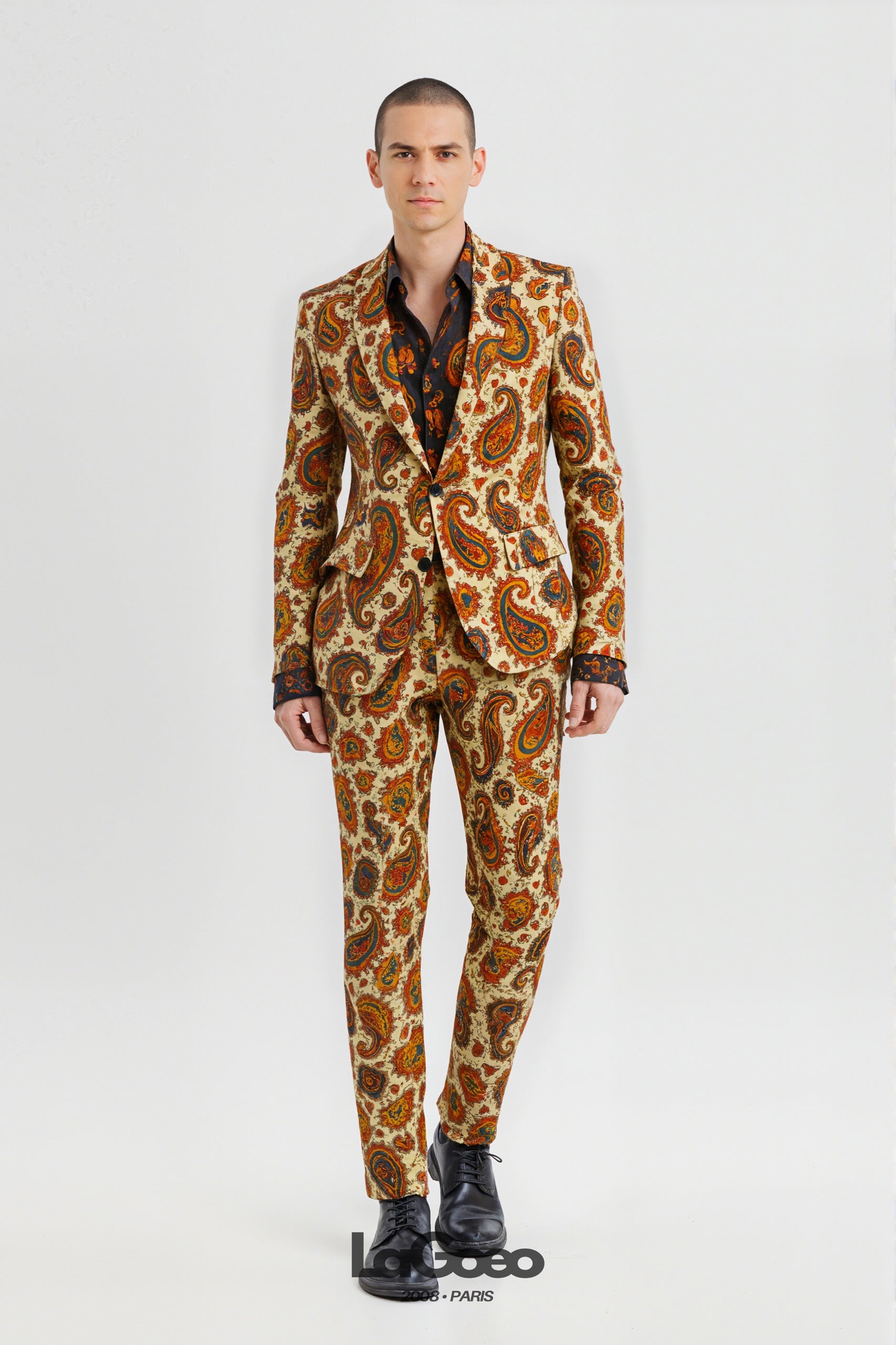 Vintage_Gorgeous_Men's_Suit_Party_Wear_LAGOEO